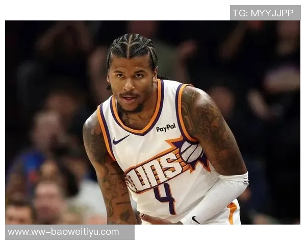 杰伦格林赛前积极热身投篮训练中展现笑容复出在望 杰伦格林赛前积极热身投篮训练中展现笑容复出在望