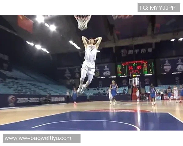 杰伦布朗半场表现抢眼13投6中贡献14分助力球队稳定火力 杰伦布朗半场表现抢眼13投6中贡献14分助力球队稳定火力