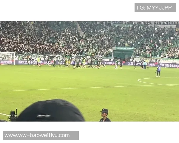 国安主场失利海牛球迷嘘声四起球员赛后谢场遭冷遇